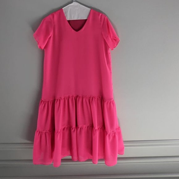 Pink Crinkle Short Sleeve V-Neck Mini Dress With Ruffled Hem - Picture 1 of 3